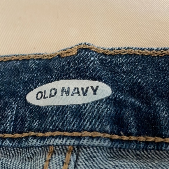 Old navy cut off stretch Jean short - Picture 7 of 7